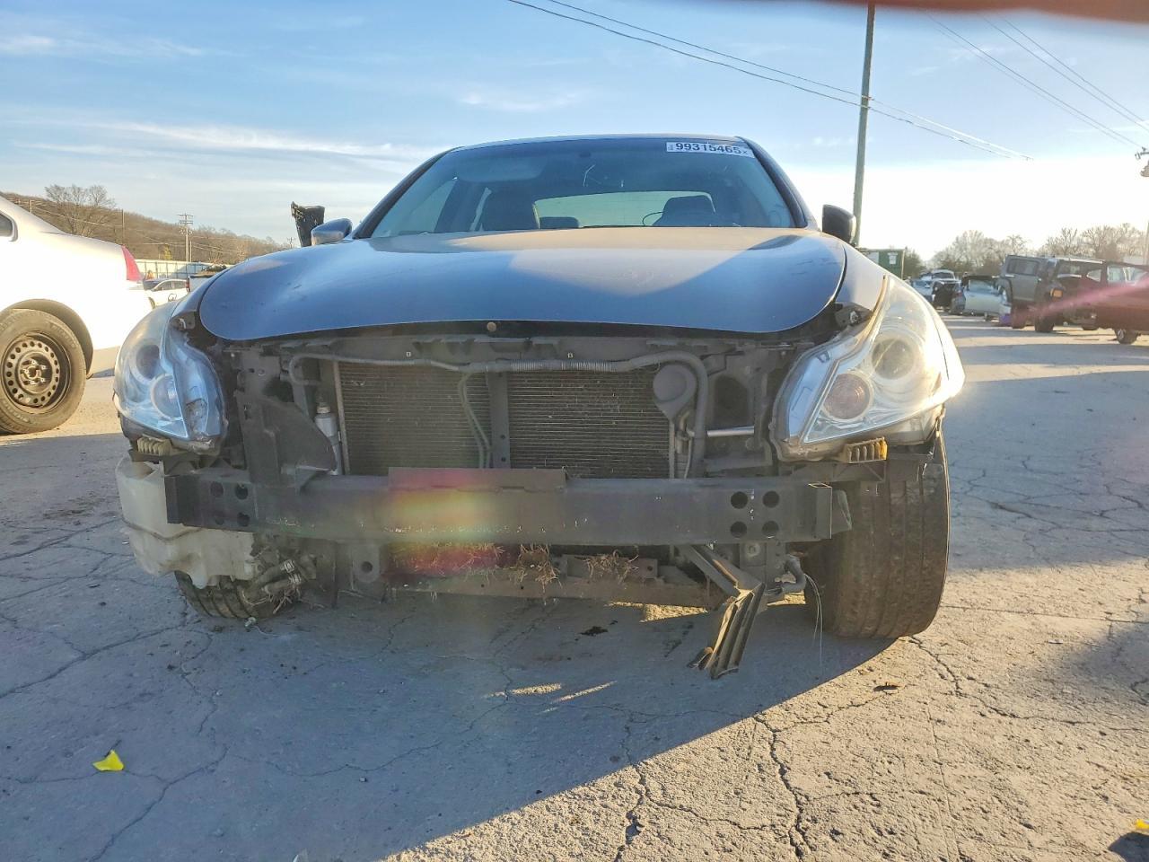 2010 Infiniti G37 - Фото 5