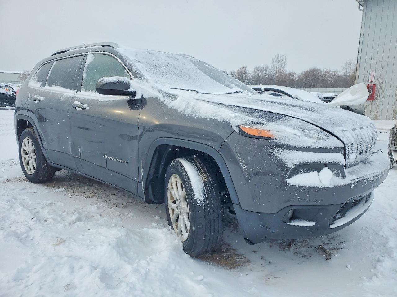 2017 Jeep Cherokee Latitude - Image 4