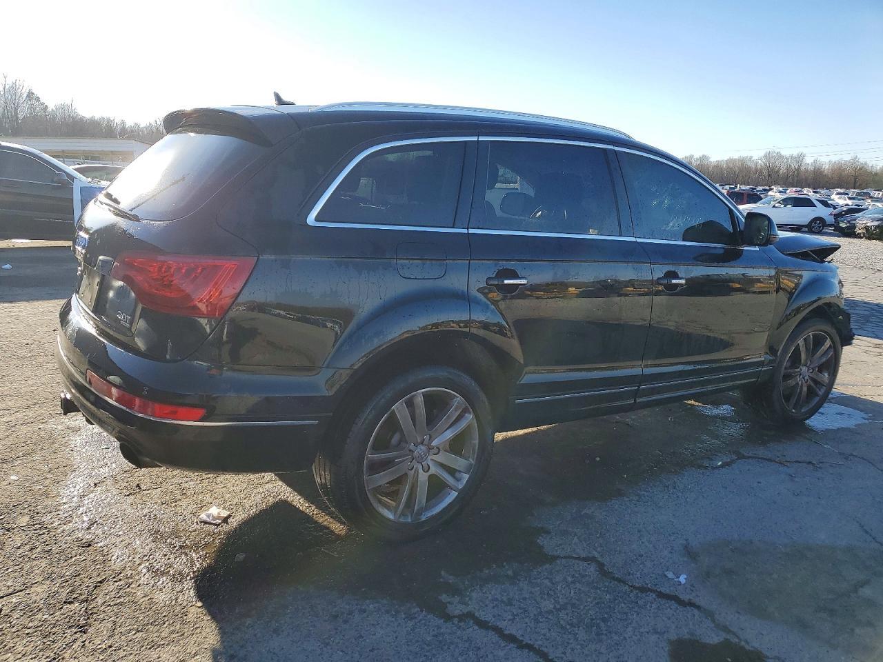 2015 Audi Q7 Premium Plus - Image 3