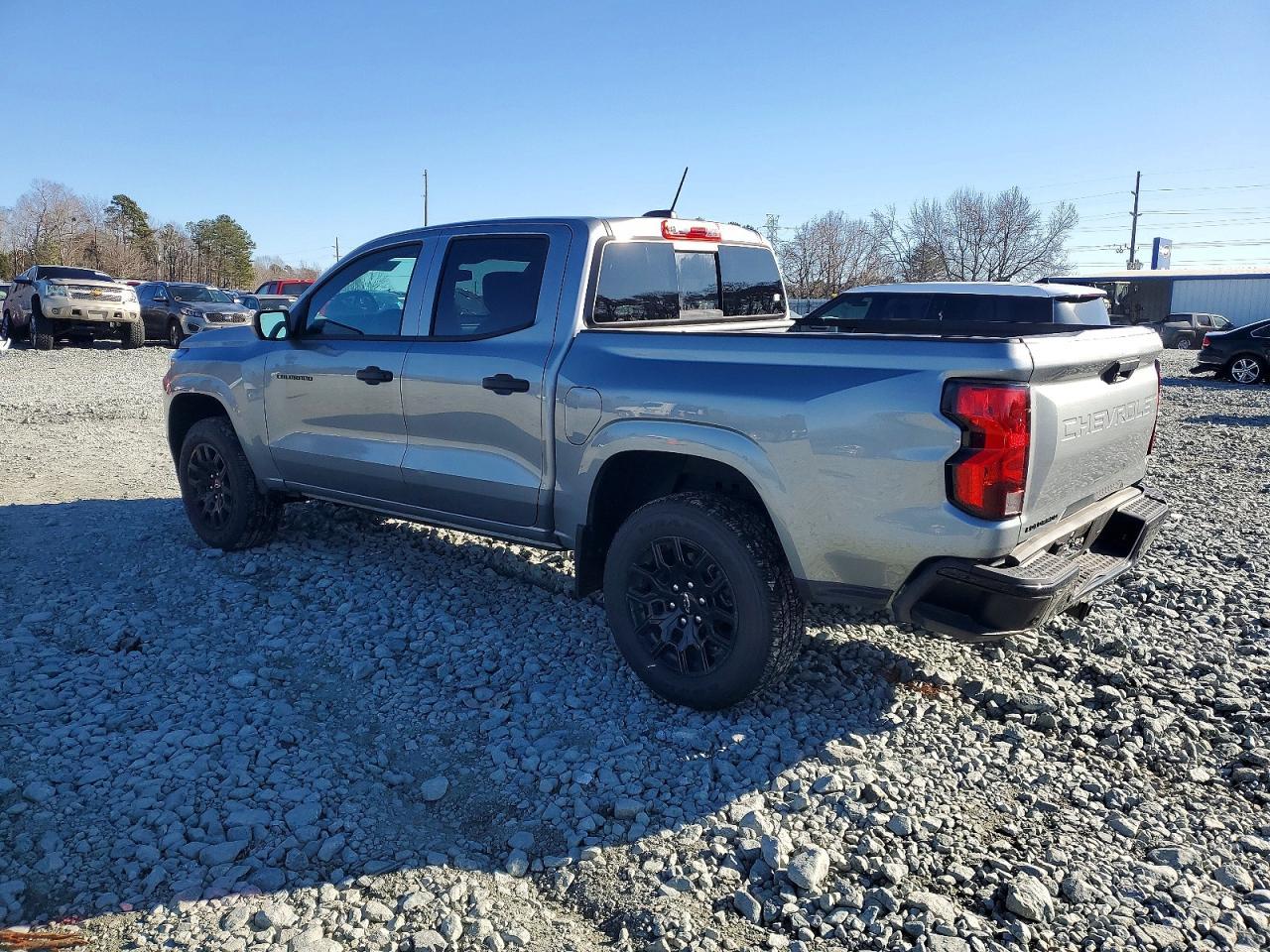 2025 Chevrolet Colorado - Фото 2