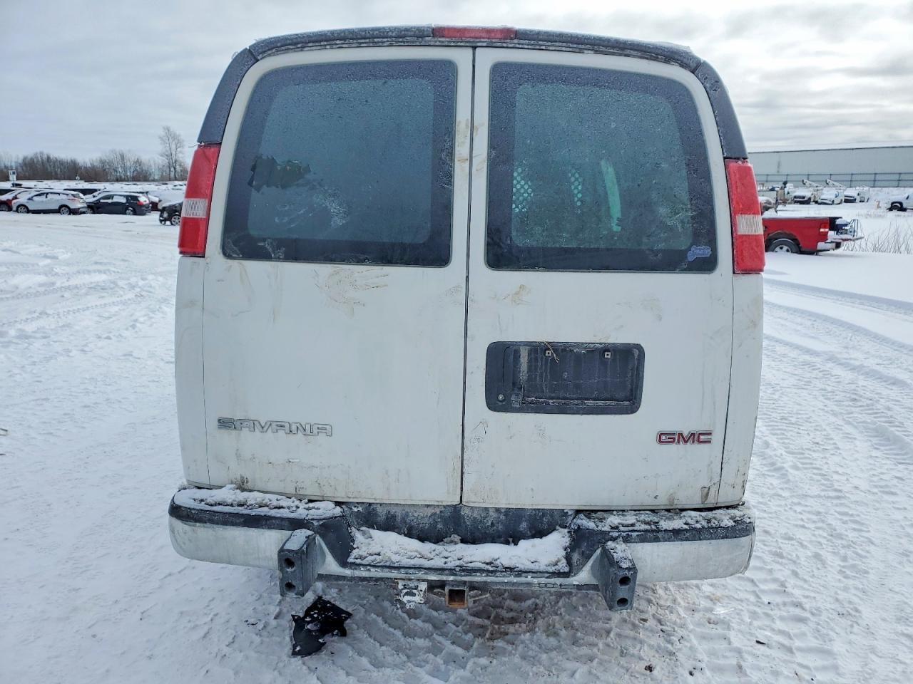 2020 GMC Savana G2500 - Фото 6