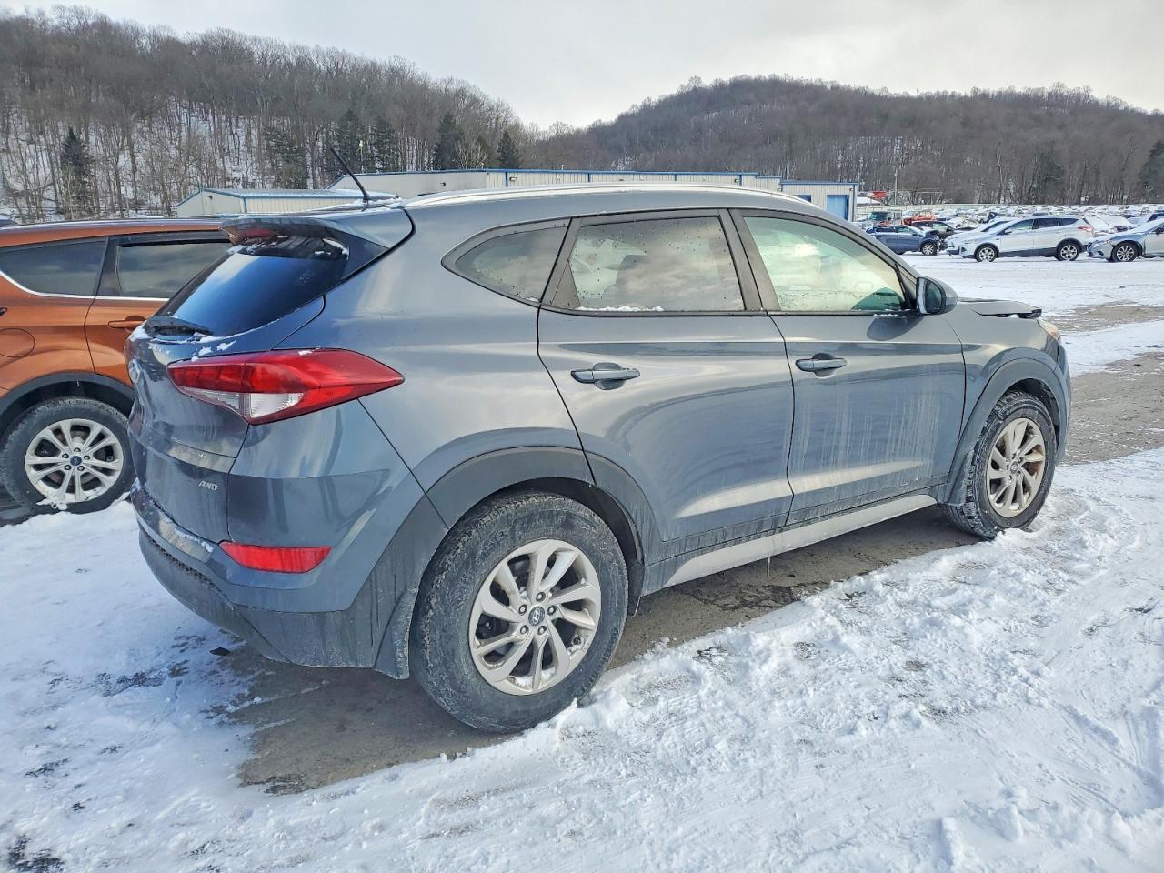 2017 Hyundai Tucson Limited - Image 3