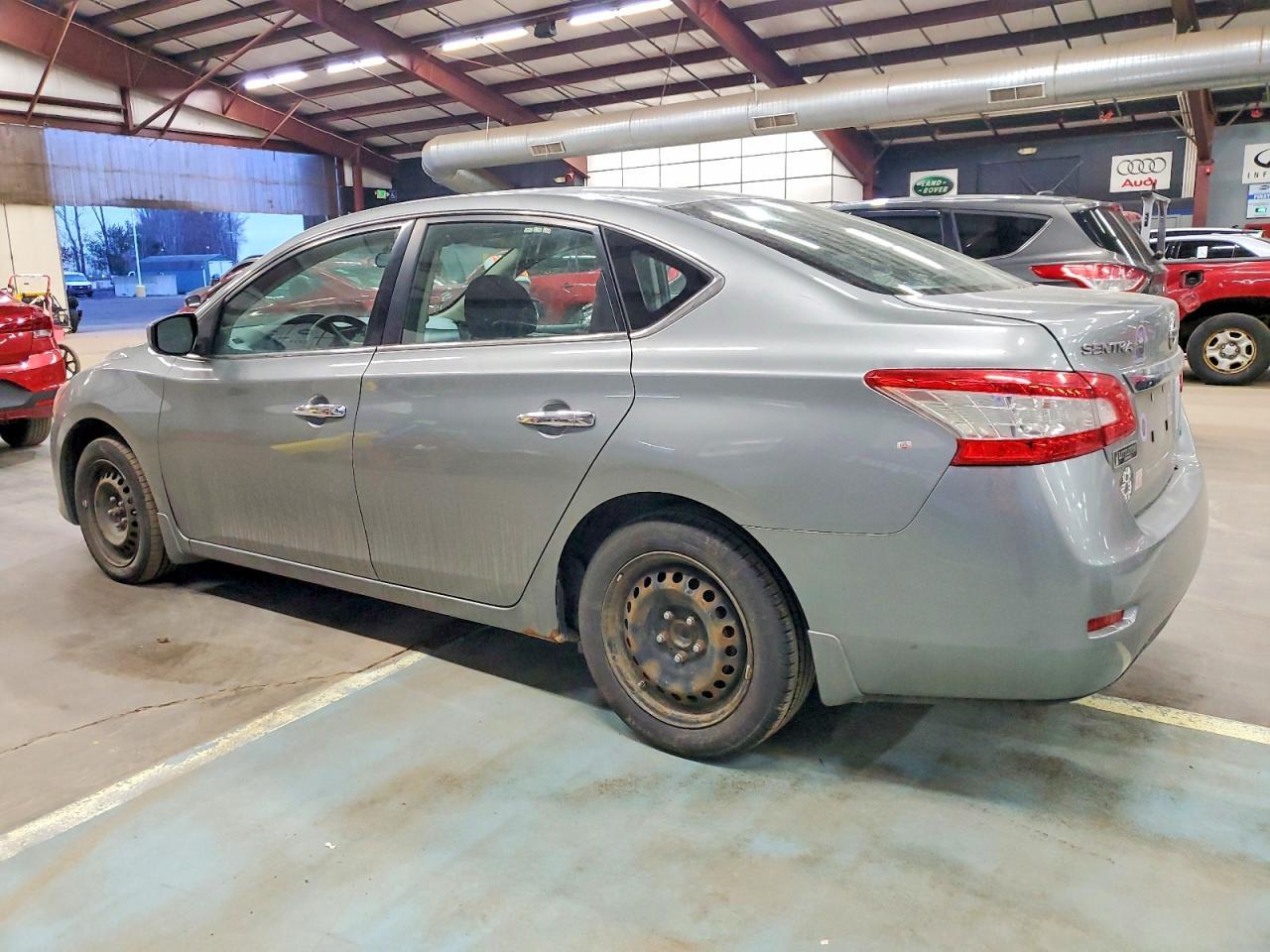 2013 Nissan Sentra S - Фото 2