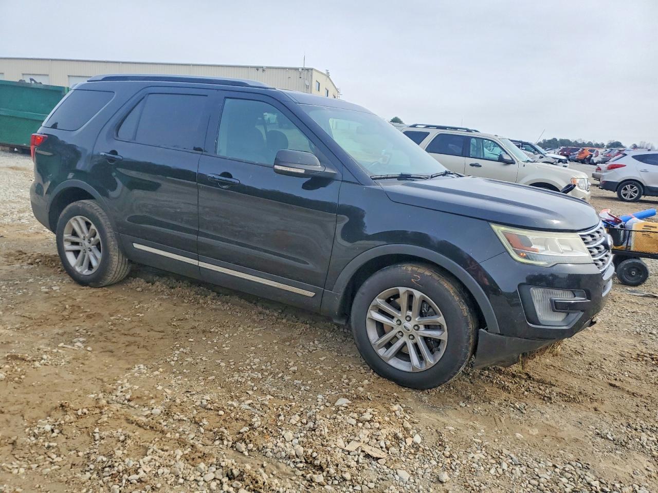 2017 Ford Explorer Xlt - Фото 4