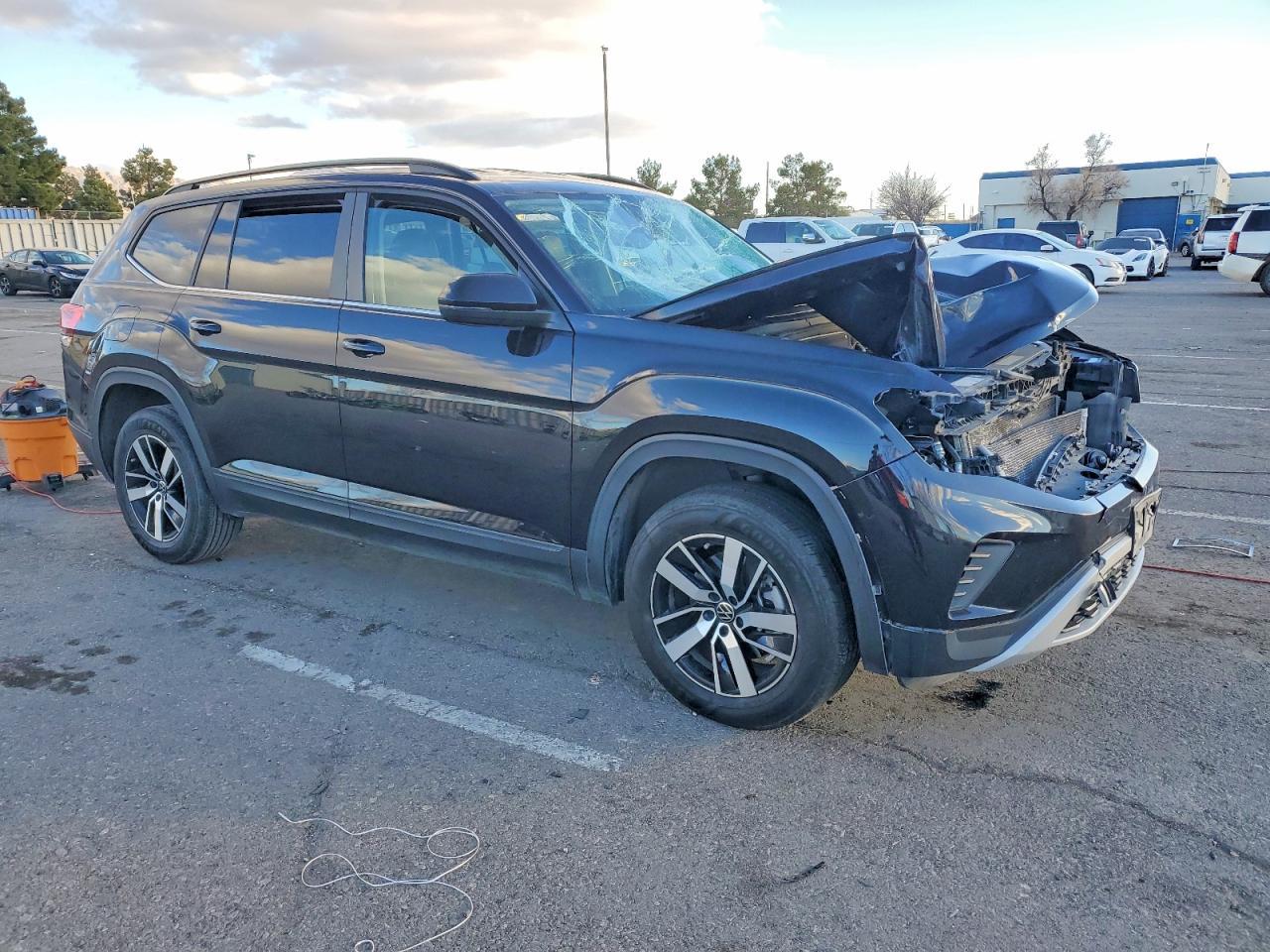 2023 Volkswagen Atlas - Фото 4
