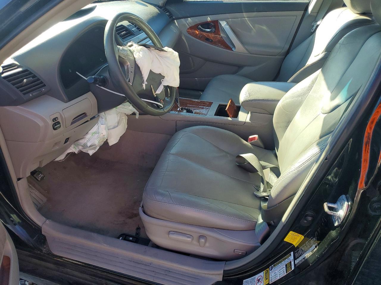 2011 Toyota Camry Base - Image 7