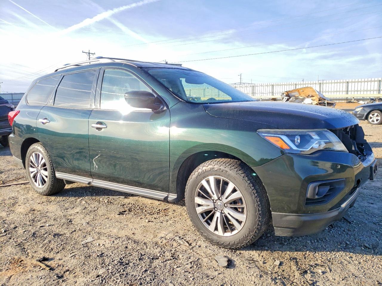 2019 Nissan Pathfinder S - Фото 4