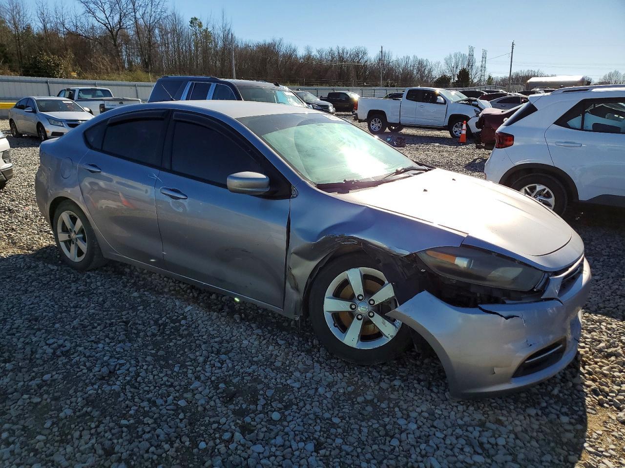 2016 Dodge Dart Sxt - Фото 4