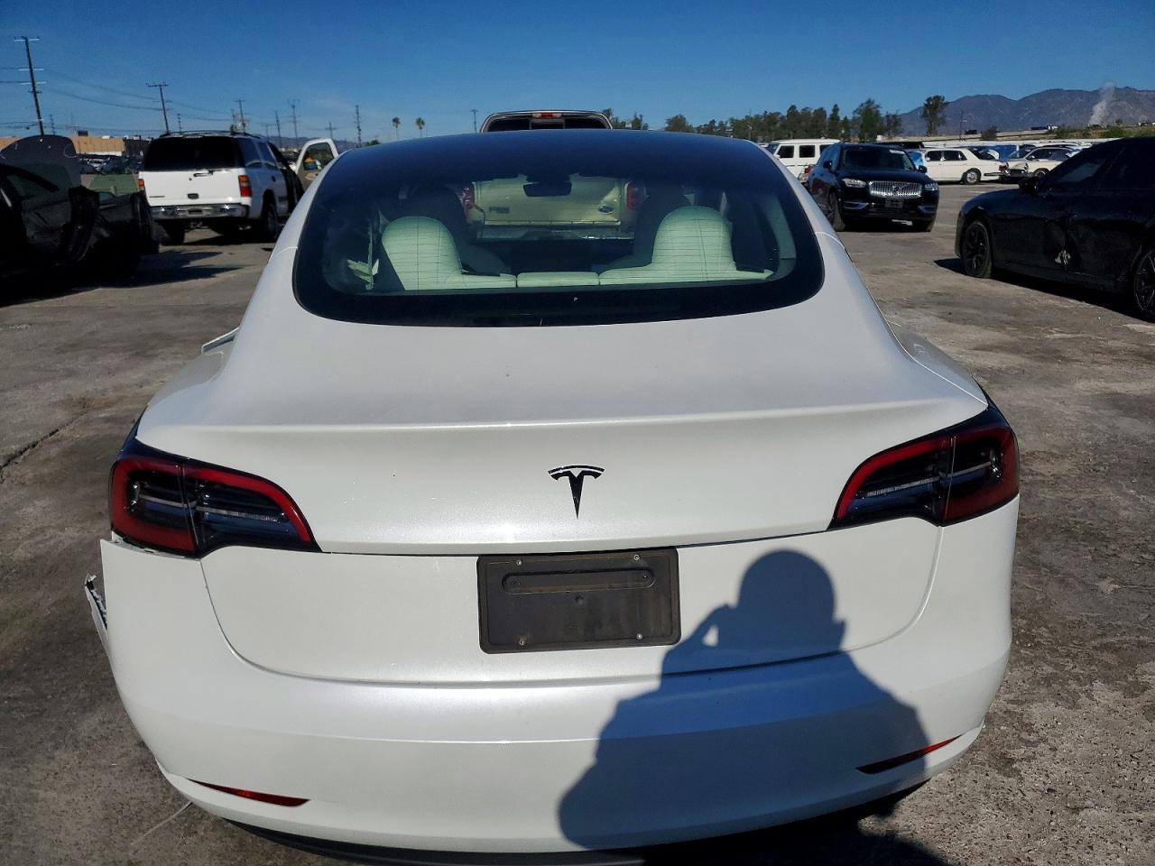 2023 Tesla Model 3 - Image 6