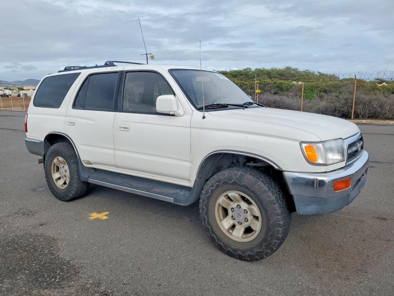 1997 Toyota 4Runner Sr5 - Image 4