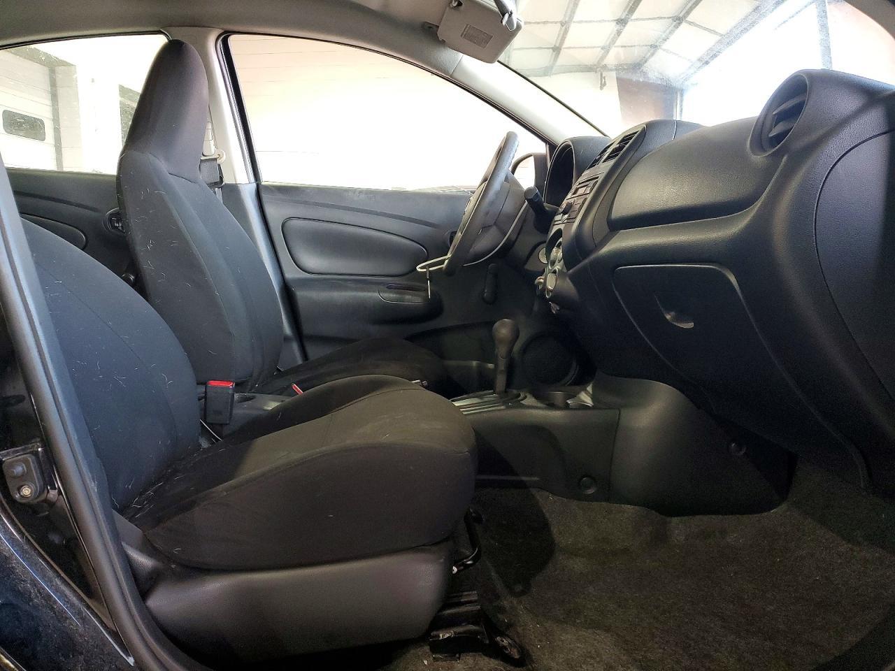 2014 Nissan Versa S - Image 7