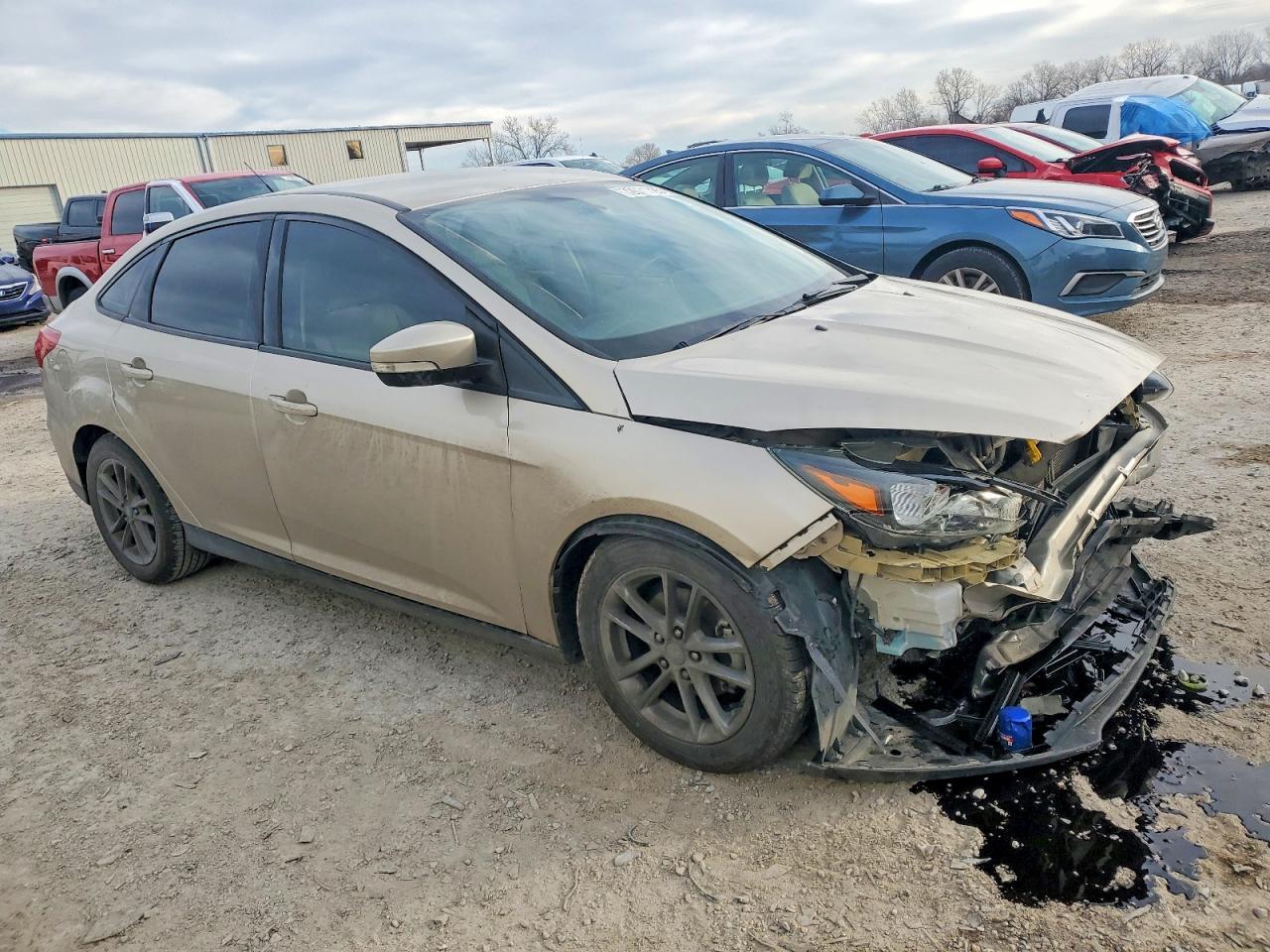 2017 Ford Focus Se - Фото 4