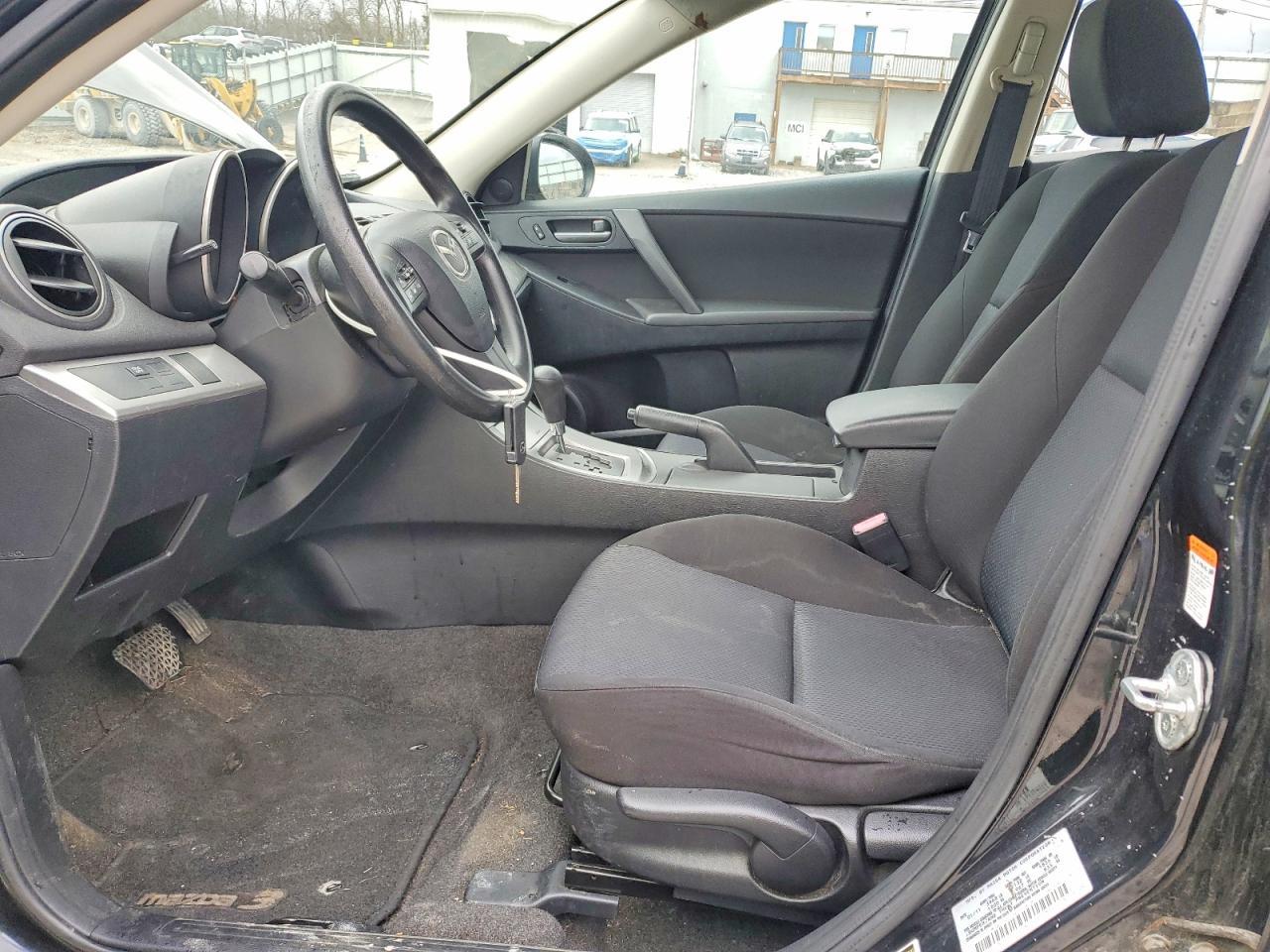 2011 Mazda 3 I - Image 7