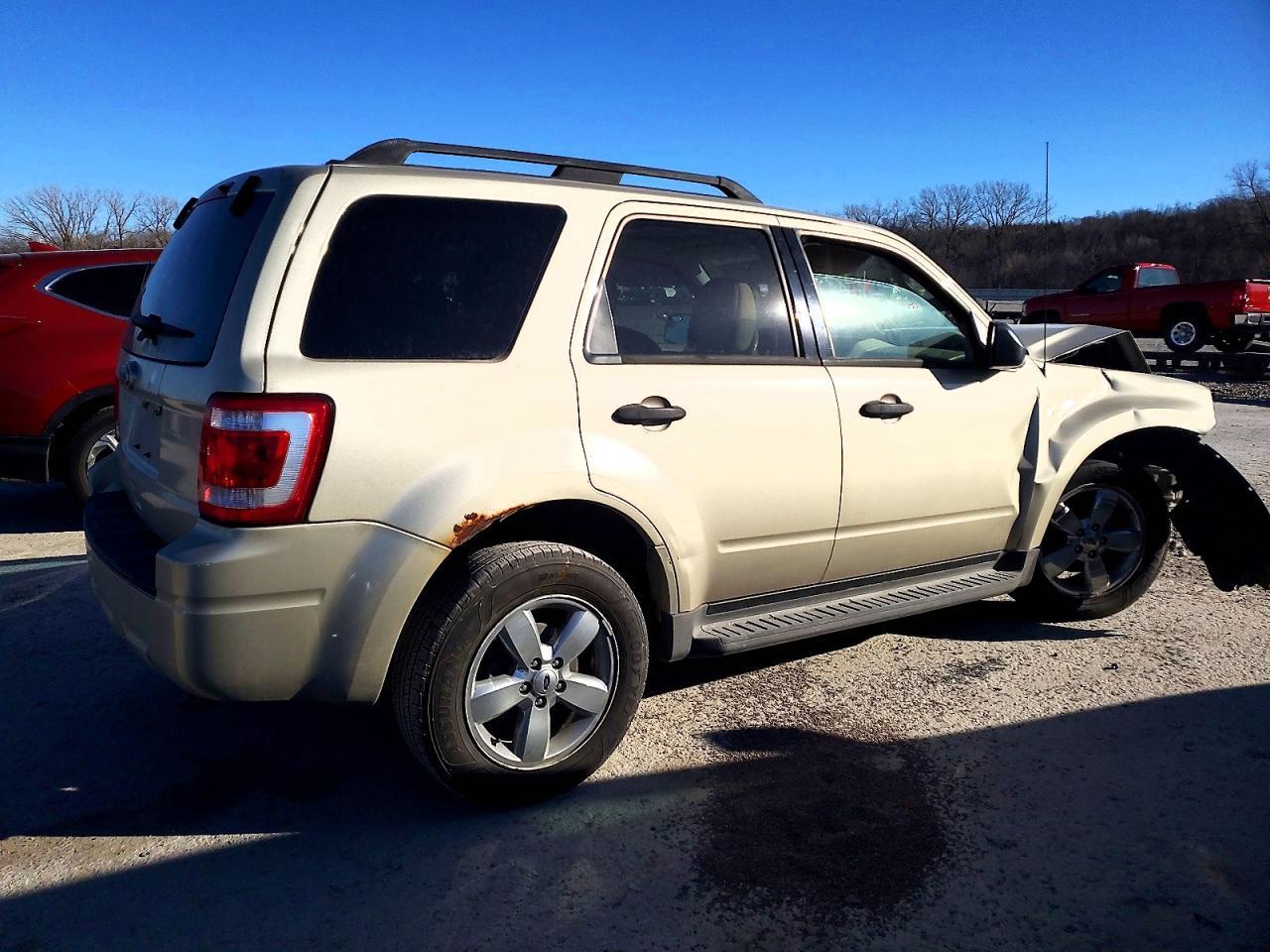 2010 Ford Escape Xlt - Фото 3
