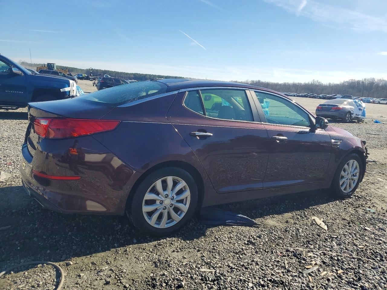 2015 Kia Optima Ex - Image 3