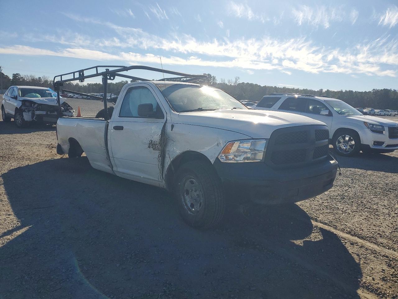 2019 Ram 1500 Classic Tradesman - Фото 4