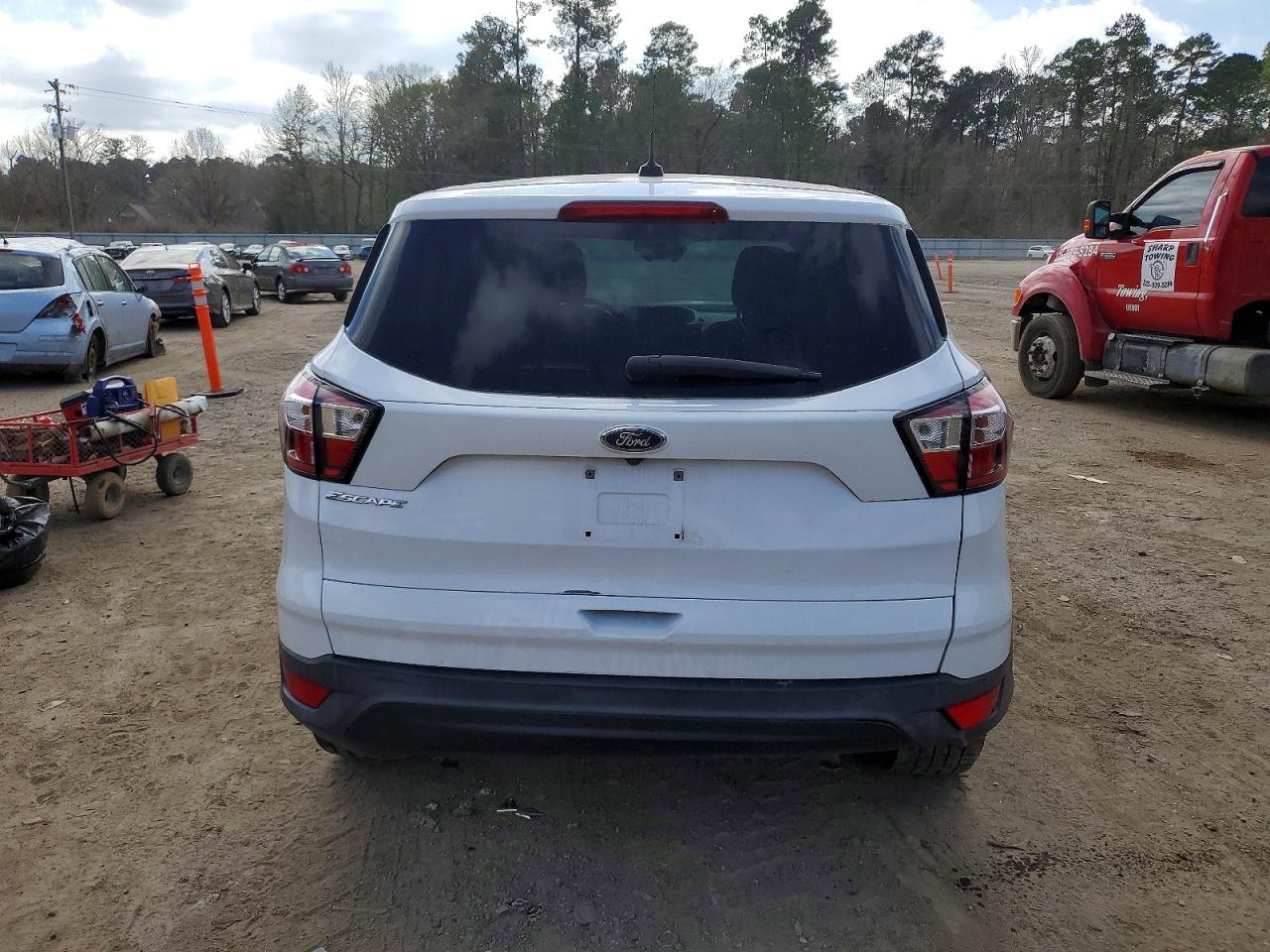 2018 Ford Escape S - Image 6