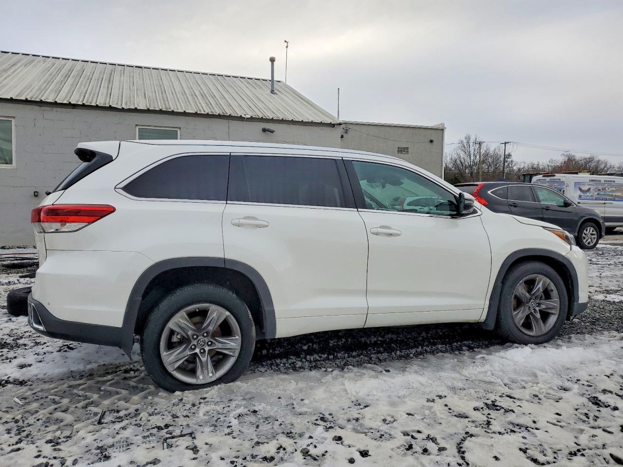 2018 Toyota Highlander Limited Platinum - Фото 3