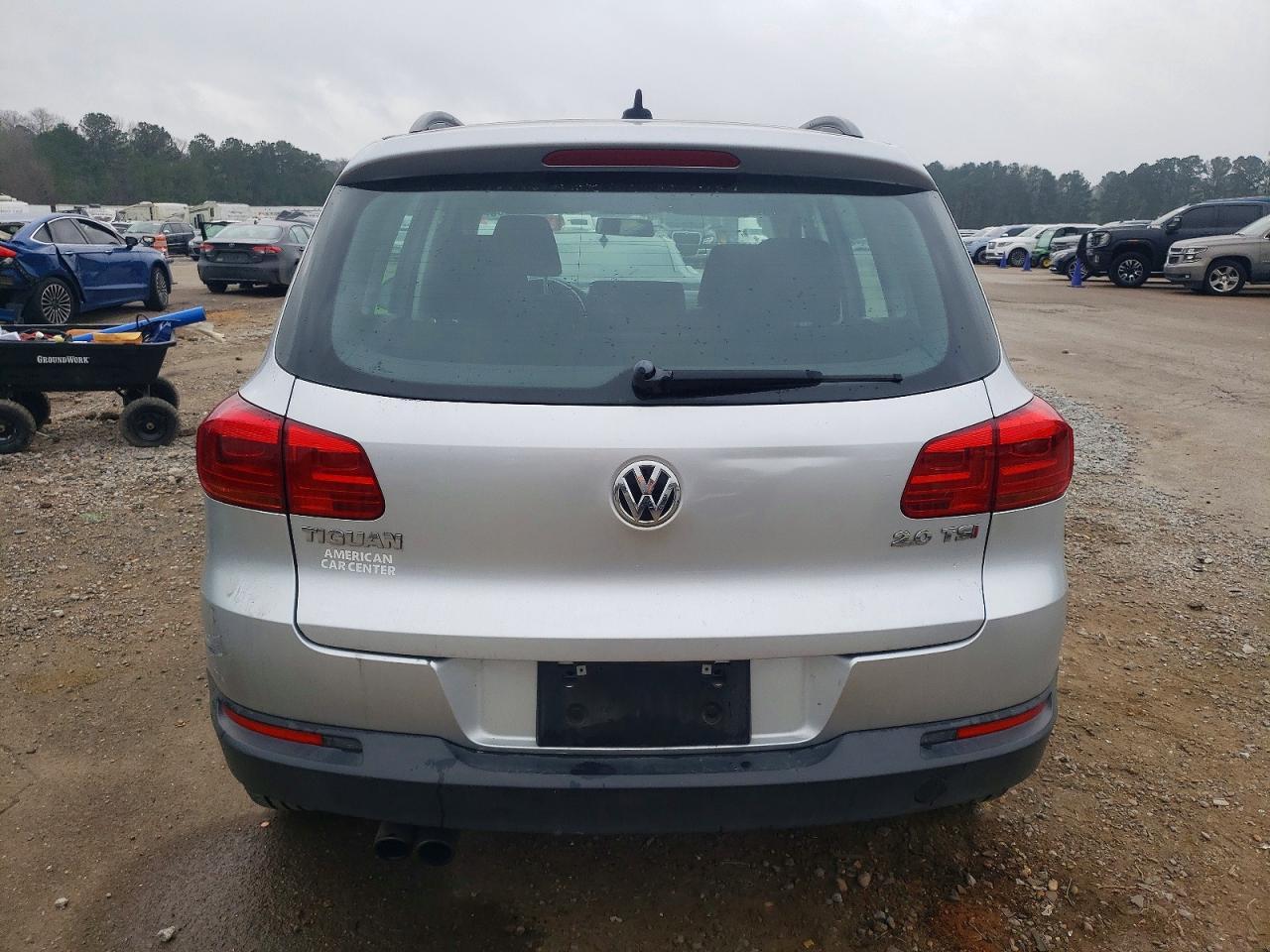 2015 Volkswagen Tiguan S - Image 6