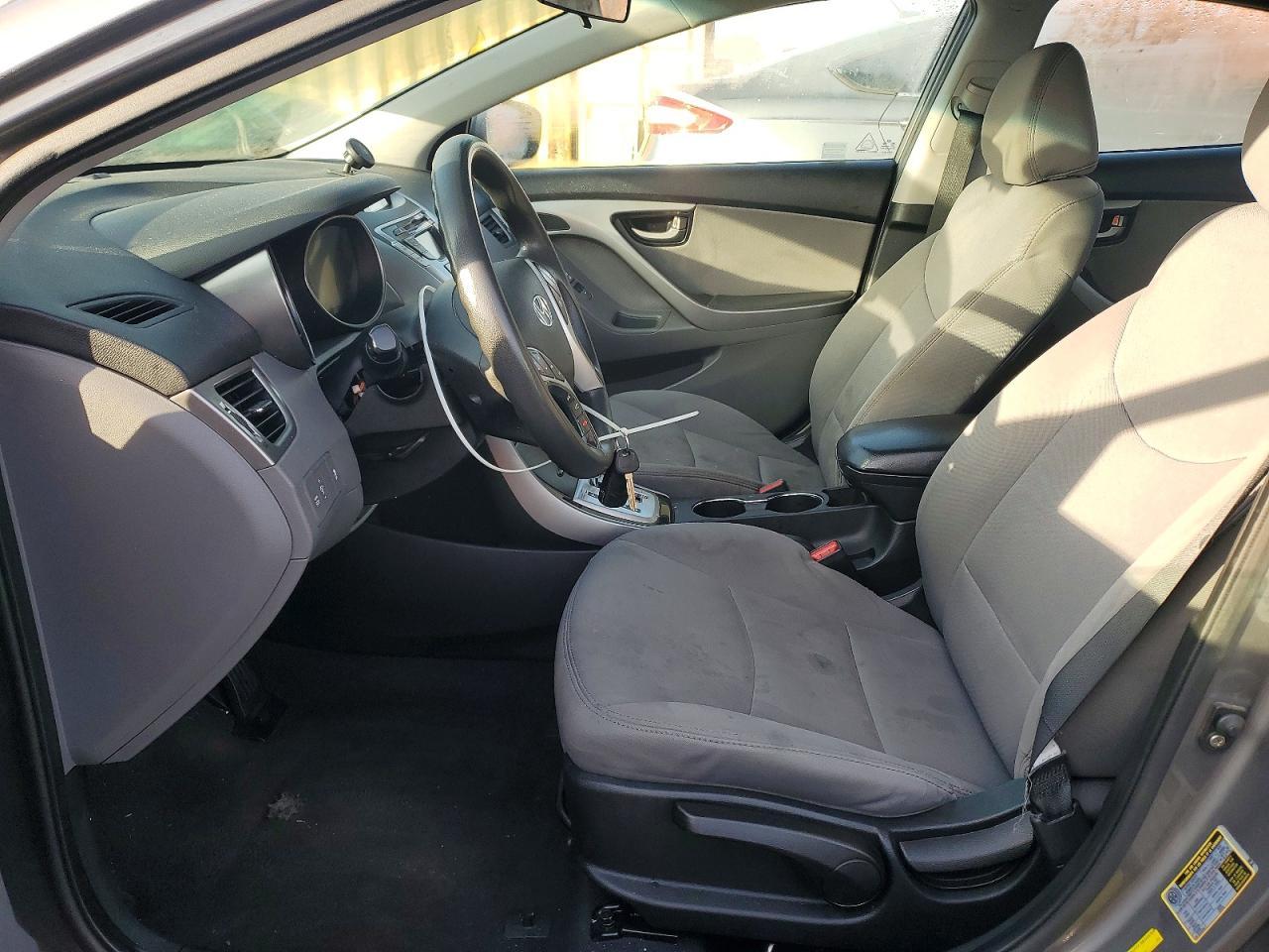 2012 Hyundai Elantra Gls - Фото 7