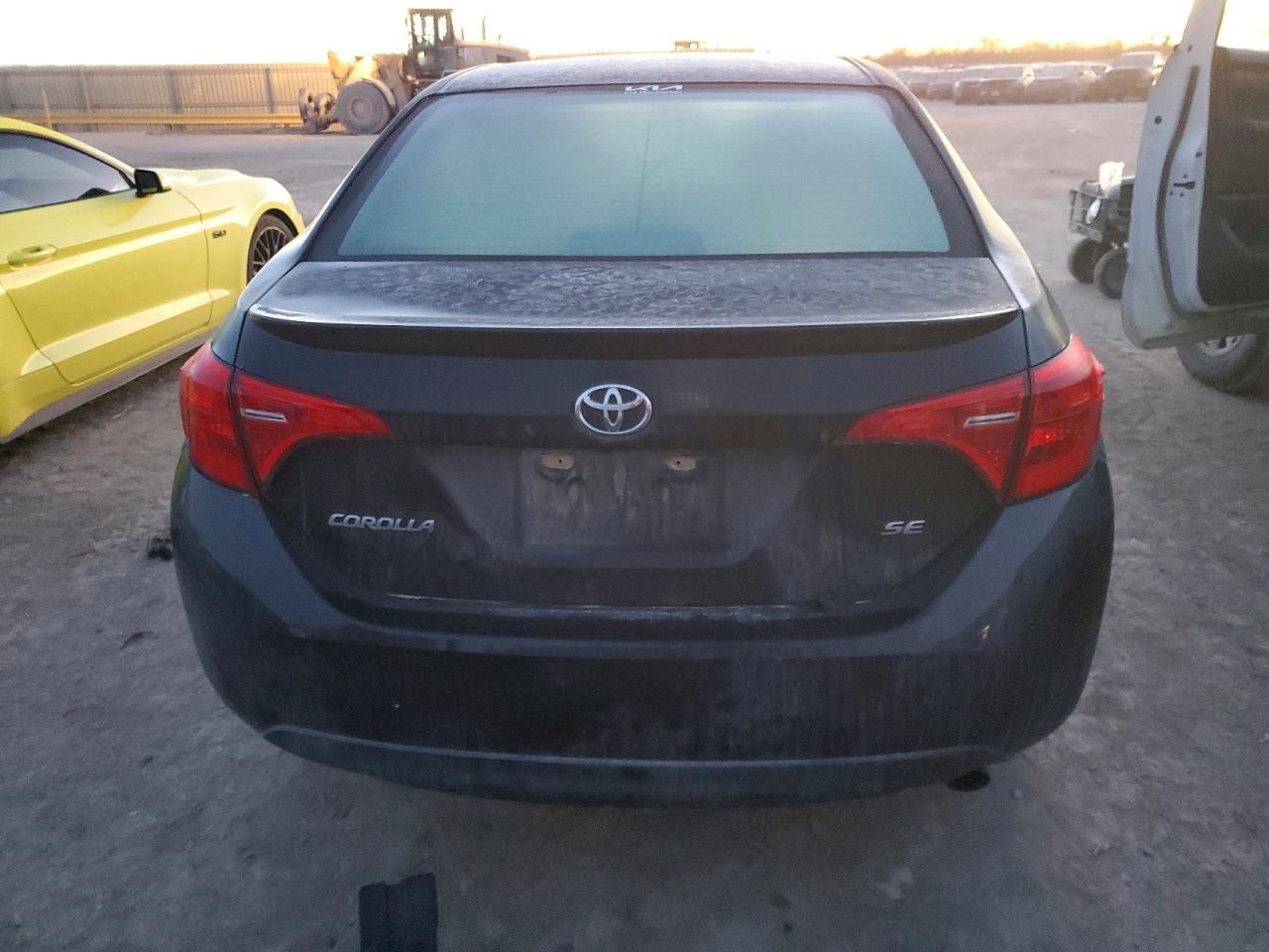 2017 Toyota Corolla L - Image 6