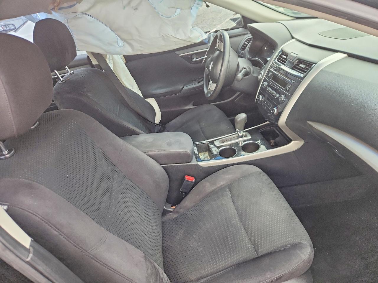2014 Nissan Altima 2.5 - Image 7