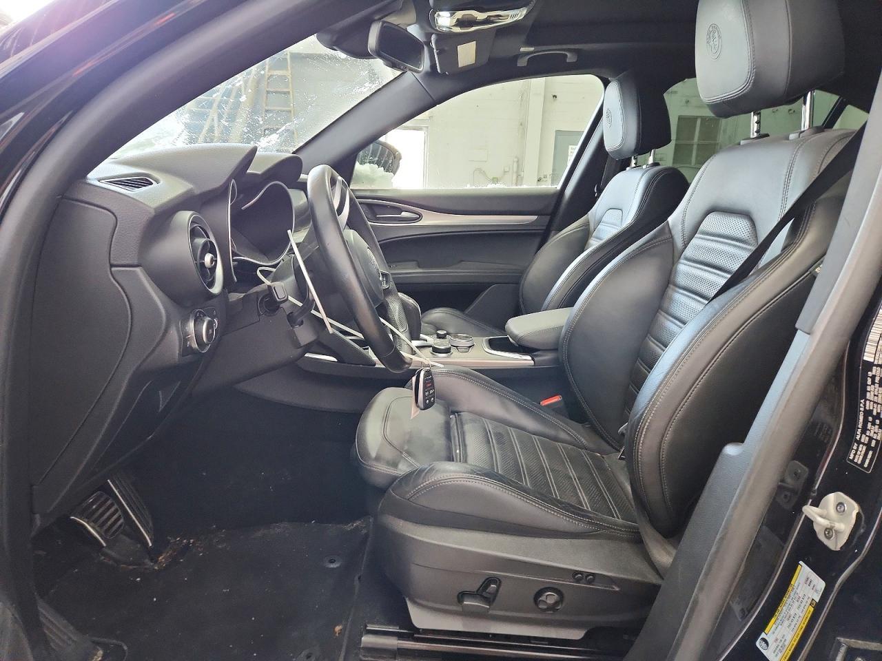 2023 Alfa Romeo Stelvio Ti - Фото 7