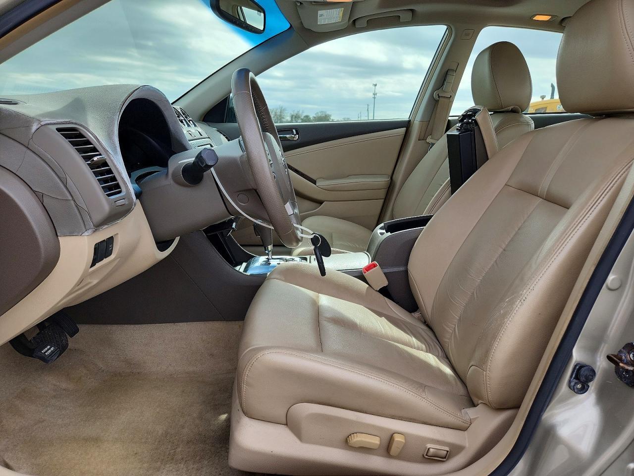 2010 Nissan Alitma - Фото 7