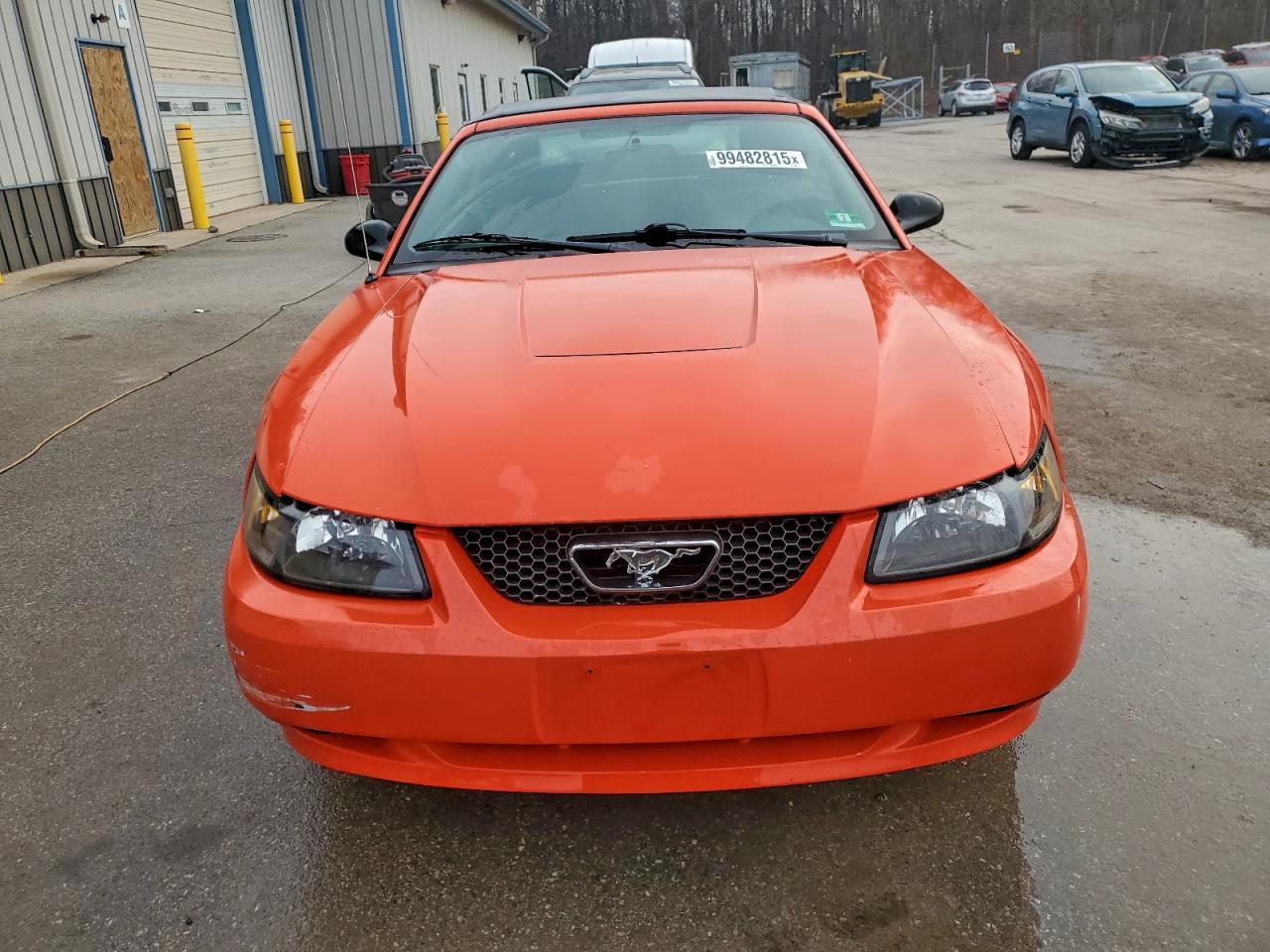2004 Ford Mustang - Image 5