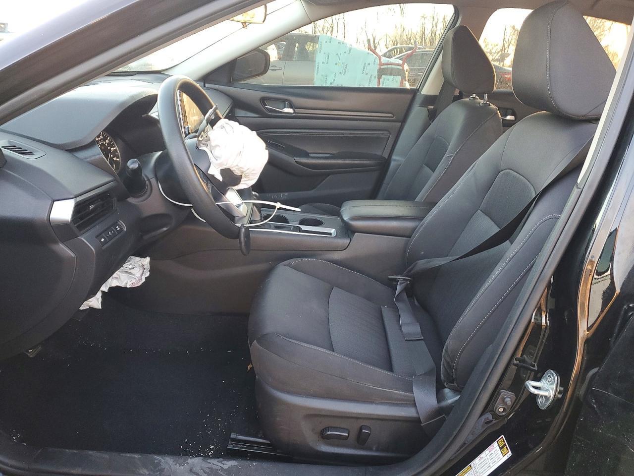 2019 Nissan Altima S - Фото 7