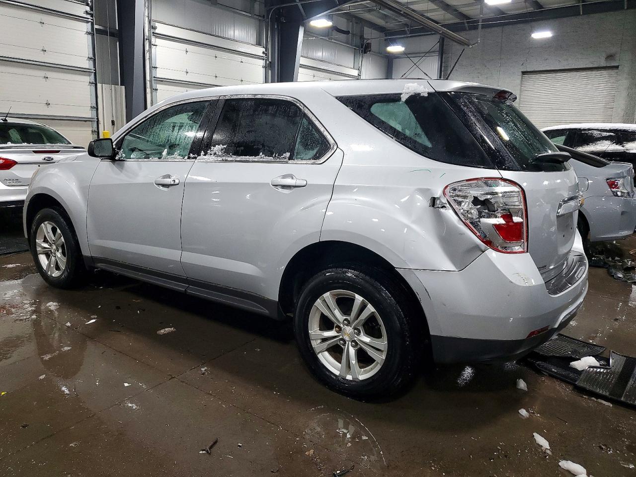 2016 Chev Equinox - Фото 2