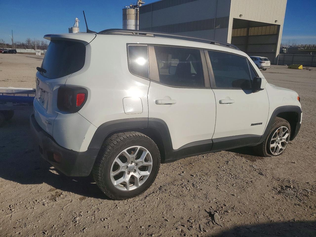 2018 Jeep Renegade - Фото 3