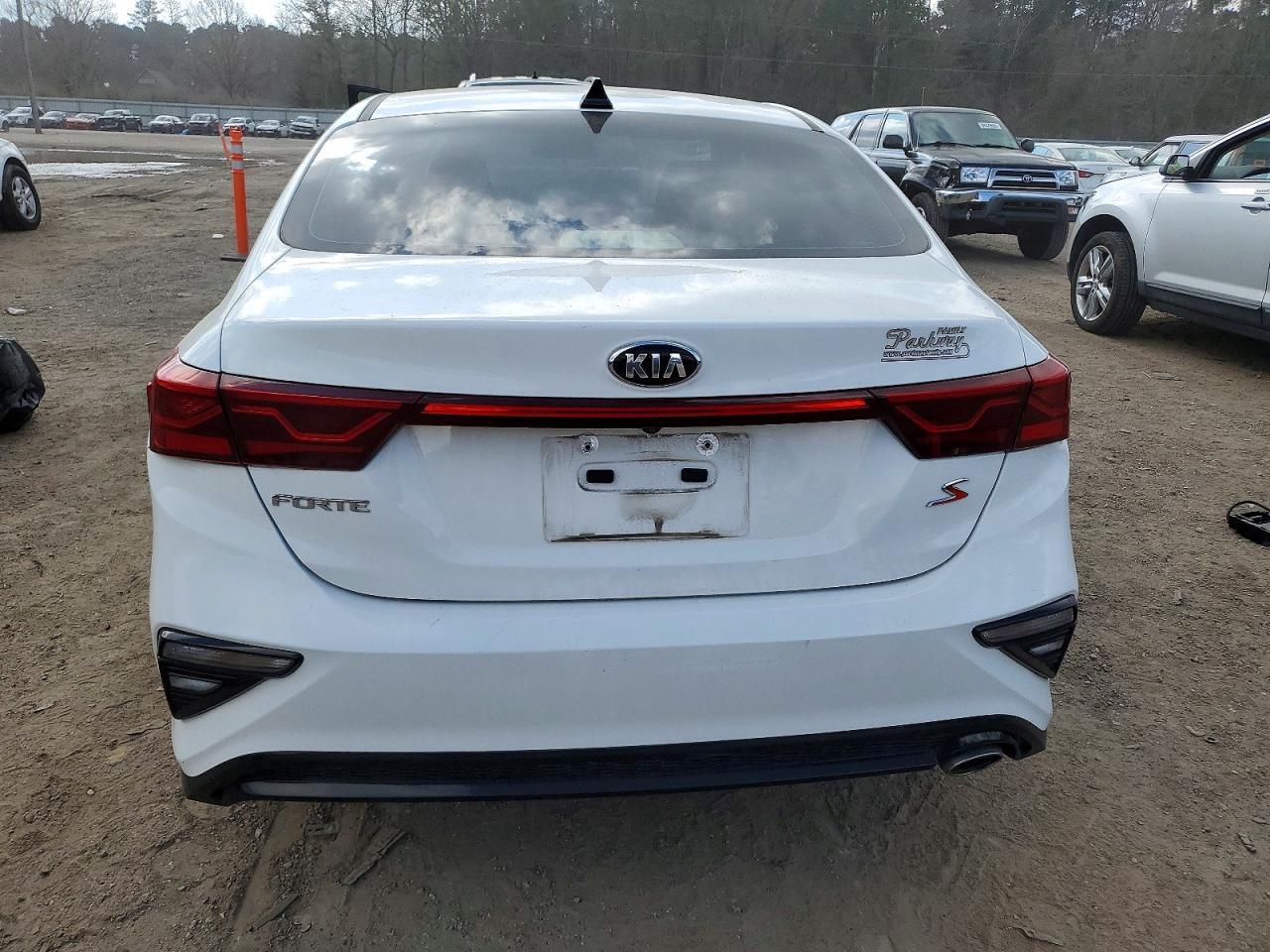 2019 Kia Forte Gt Line - Image 6
