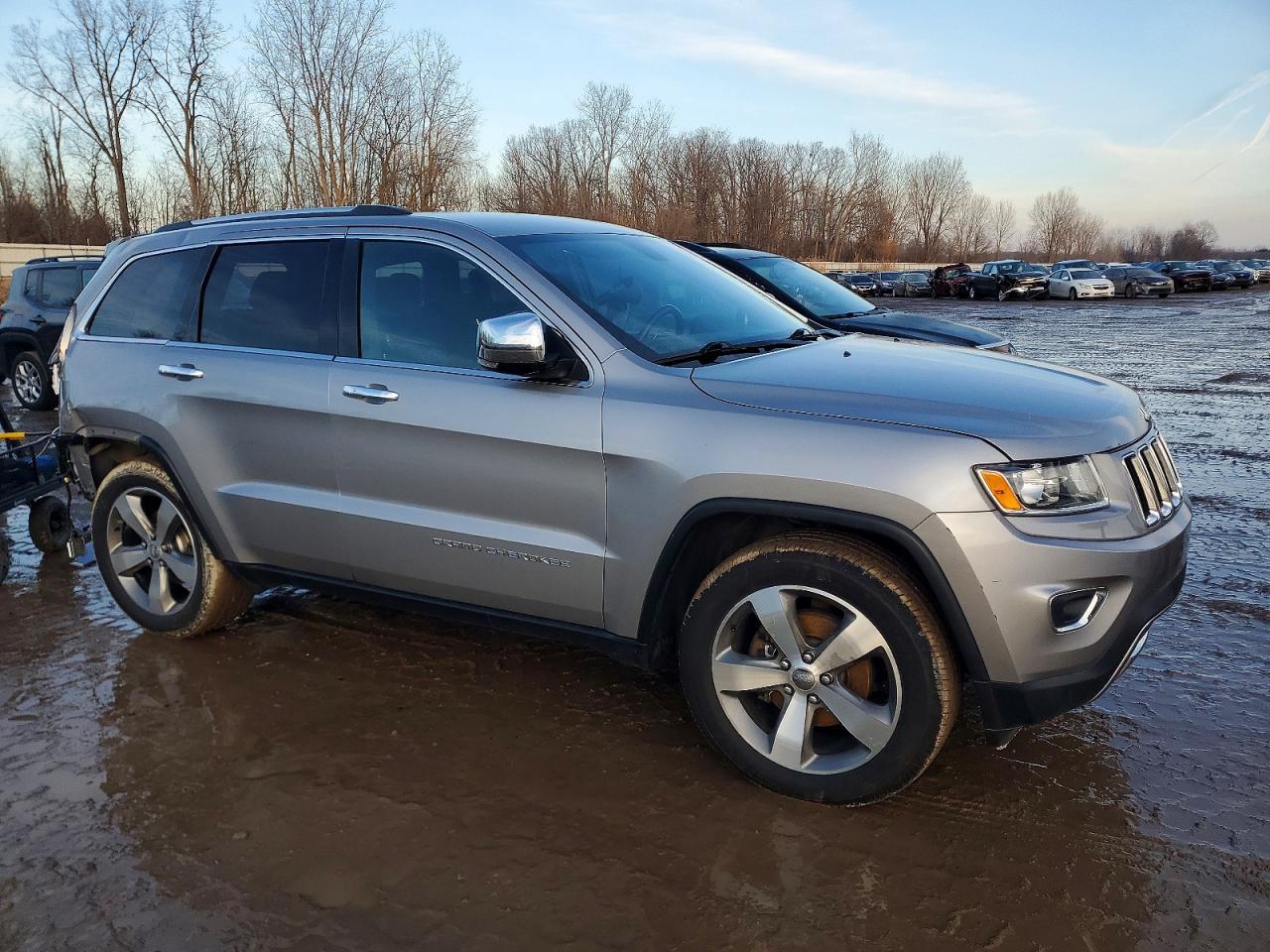 2015 Jeep Grand Cherokee Limited - Image 4