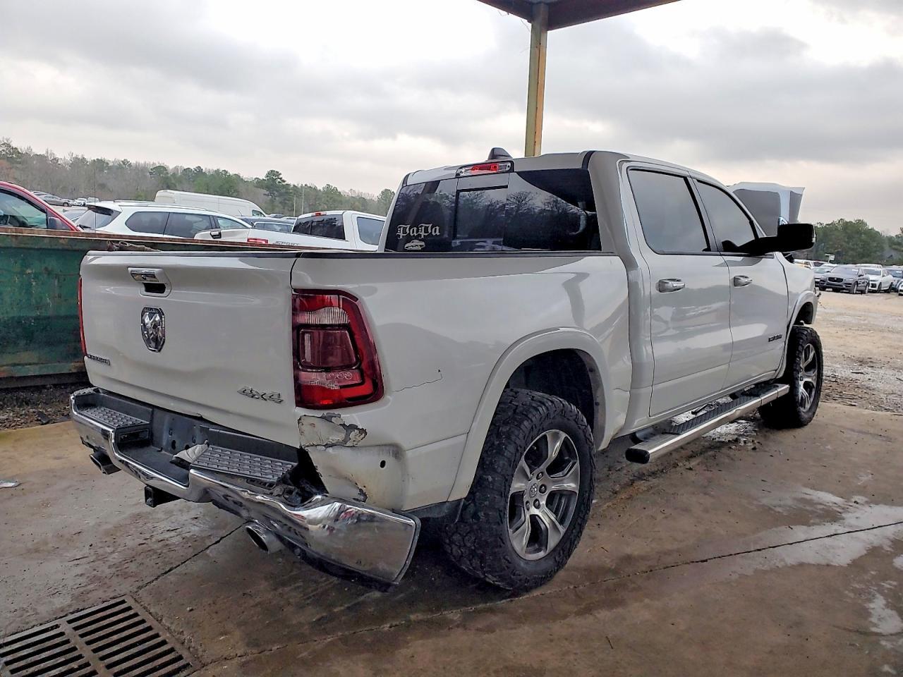 2022 Ram 1500 Laramie - Фото 3