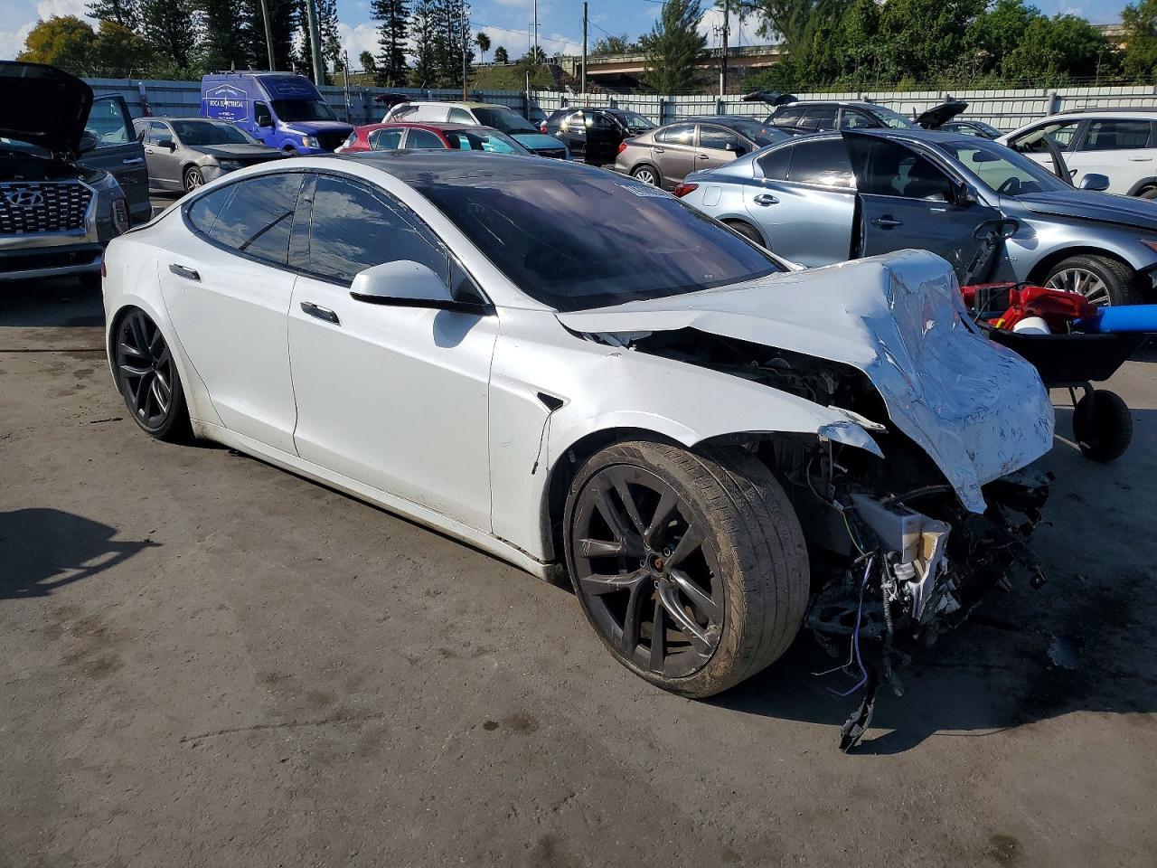 2021 Tesla Model S - Фото 4