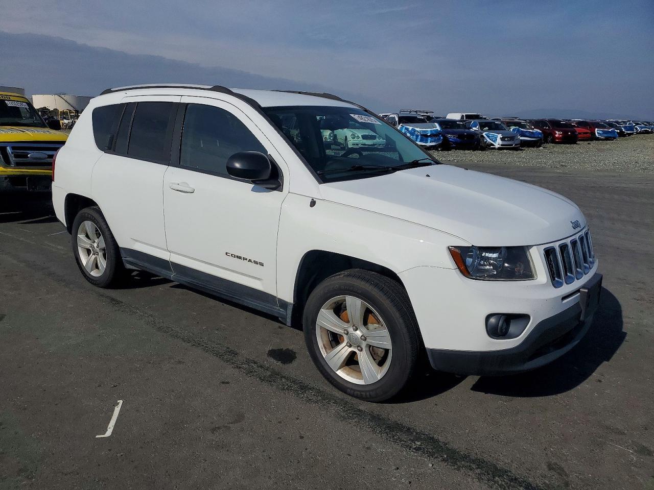 2016 Jeep Compass Sport - Фото 4