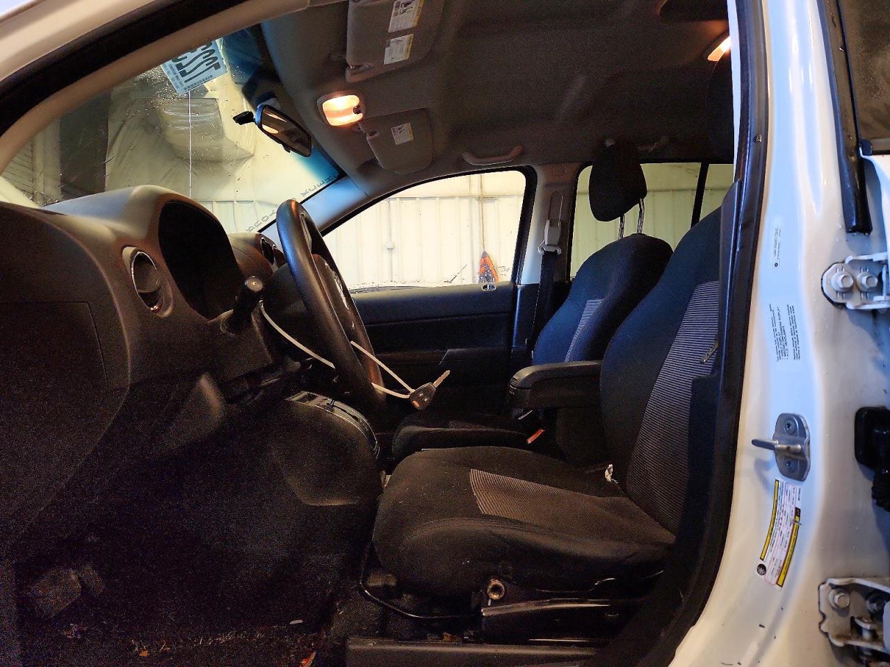 2011 Jeep Compass Sport - Image 7