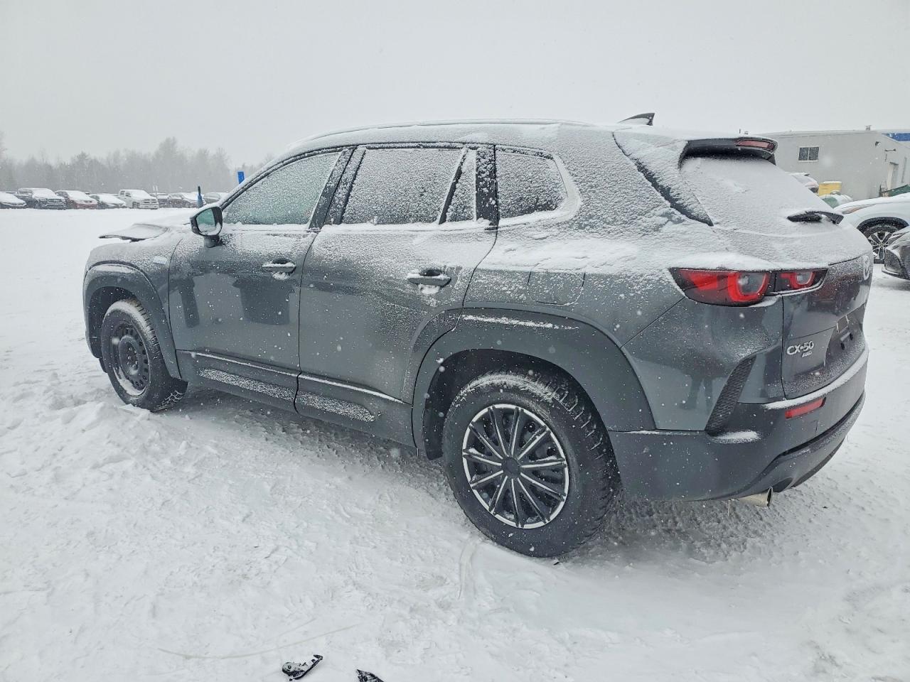 2025 Mazda Cx-50 - Фото 2