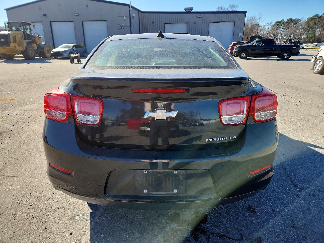 2014 Chev Malibu Ls - Image 6