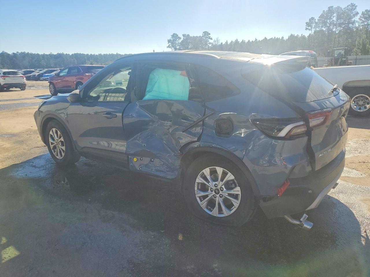 2025 Ford Escape Active - Фото 2