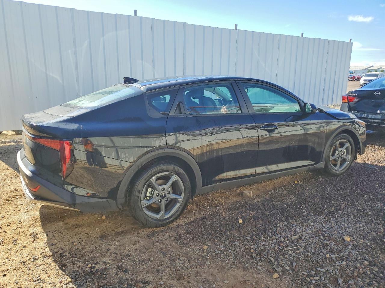 2025 Kia K4 Lx - Image 3