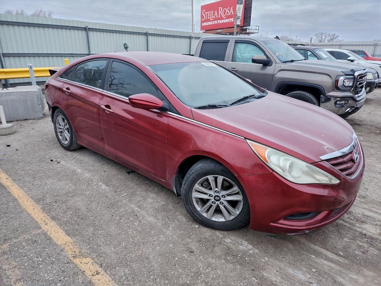 2012 Hyundai Sonata Gls - Image 4