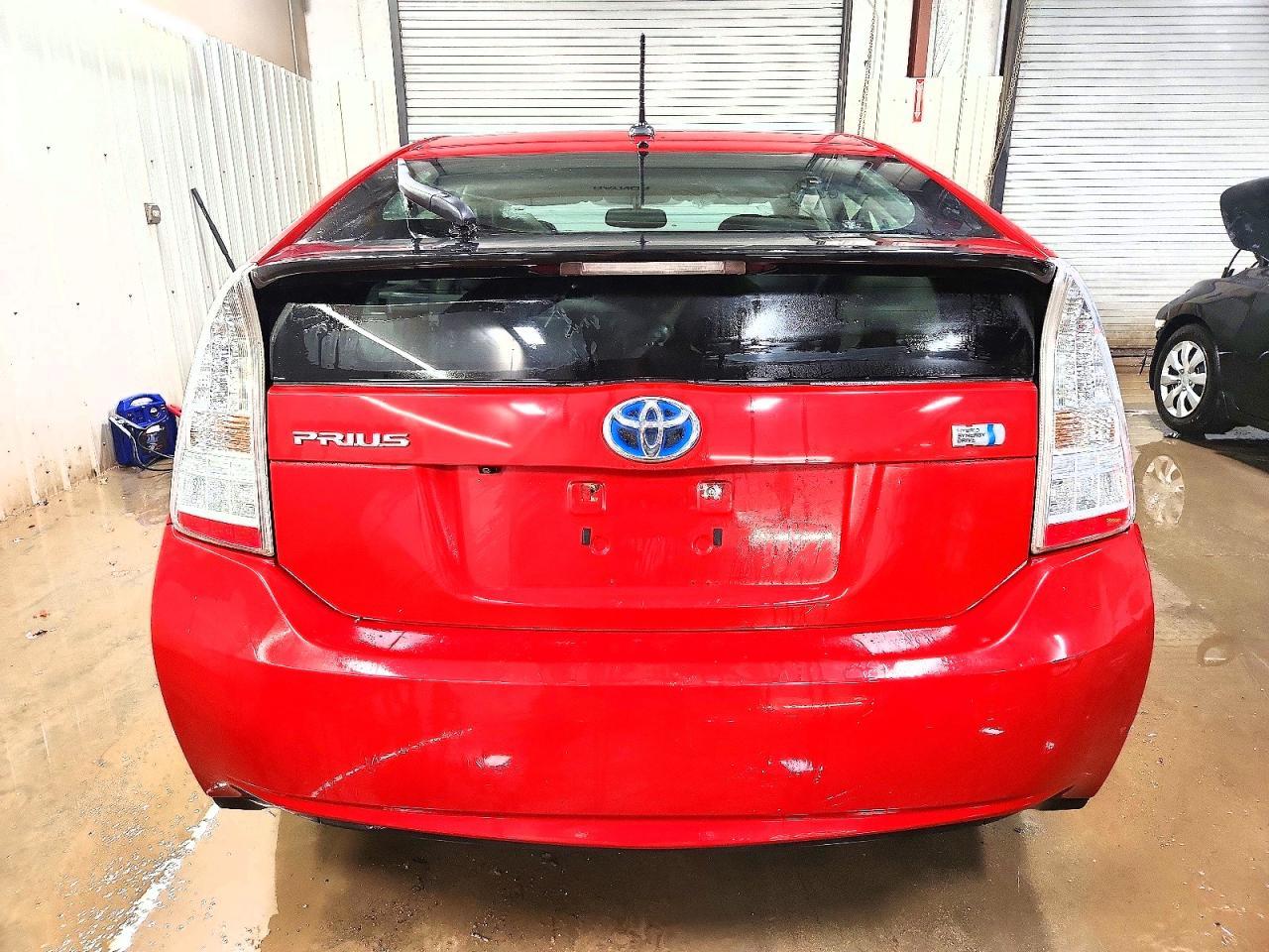 2010 Toyota Prius Iv - Фото 6