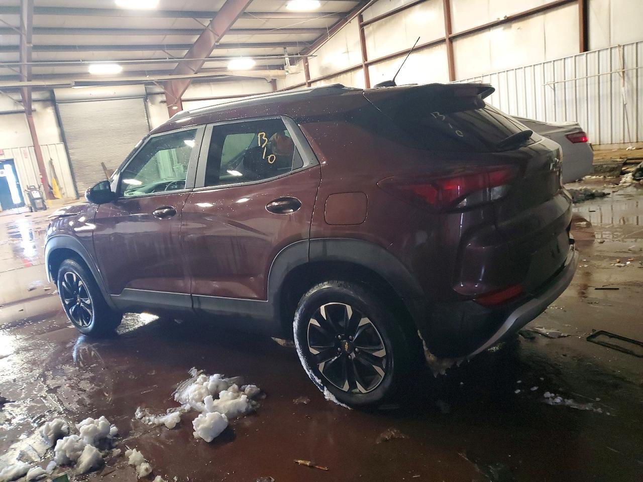 2022 Chevrolet Trailblazer Lt - Image 2