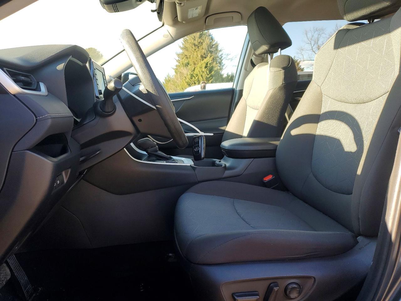 2022 Toyota Rav4 Xle - Image 7