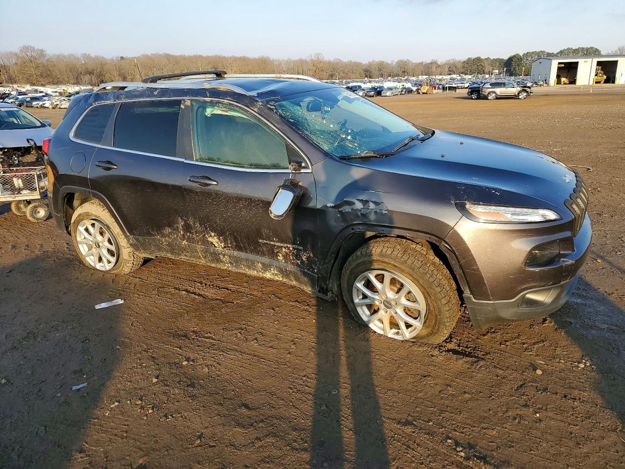 2016 Jeep Cherokee Latitude - Image 4