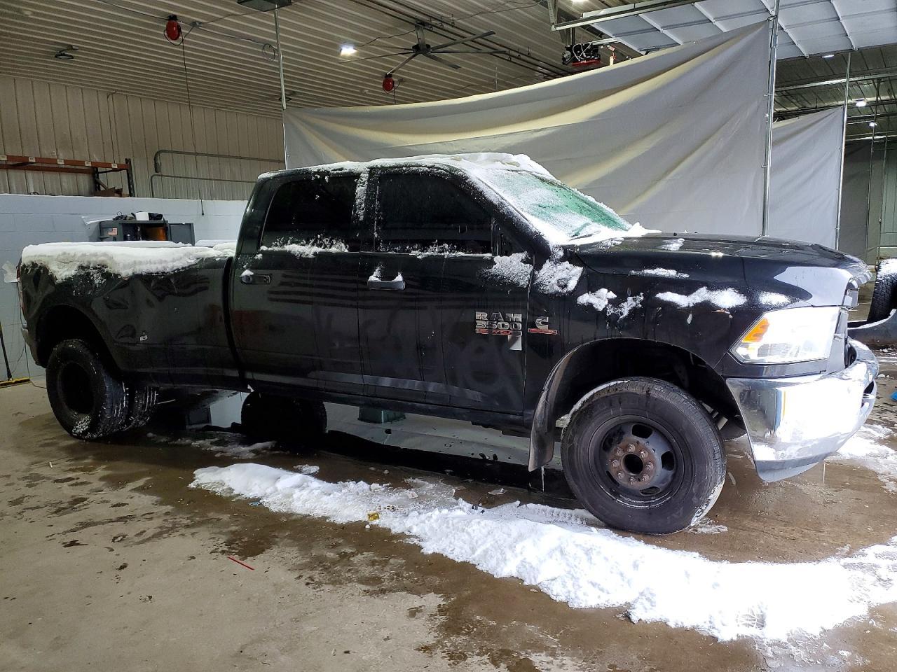2017 Ram 3500 St - Фото 4