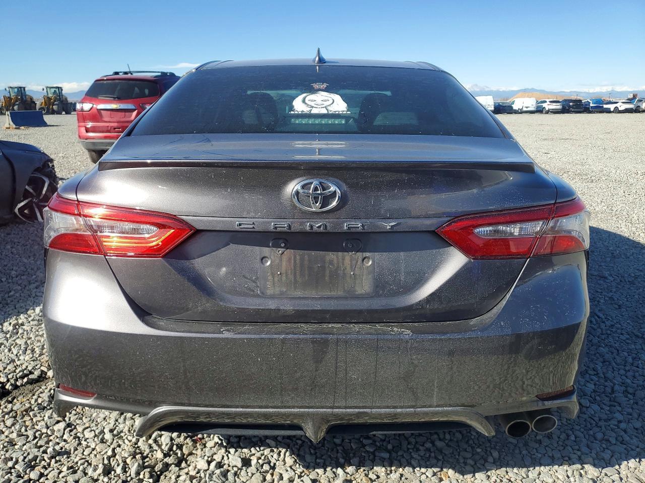 2018 Toyota Camry L - Image 6