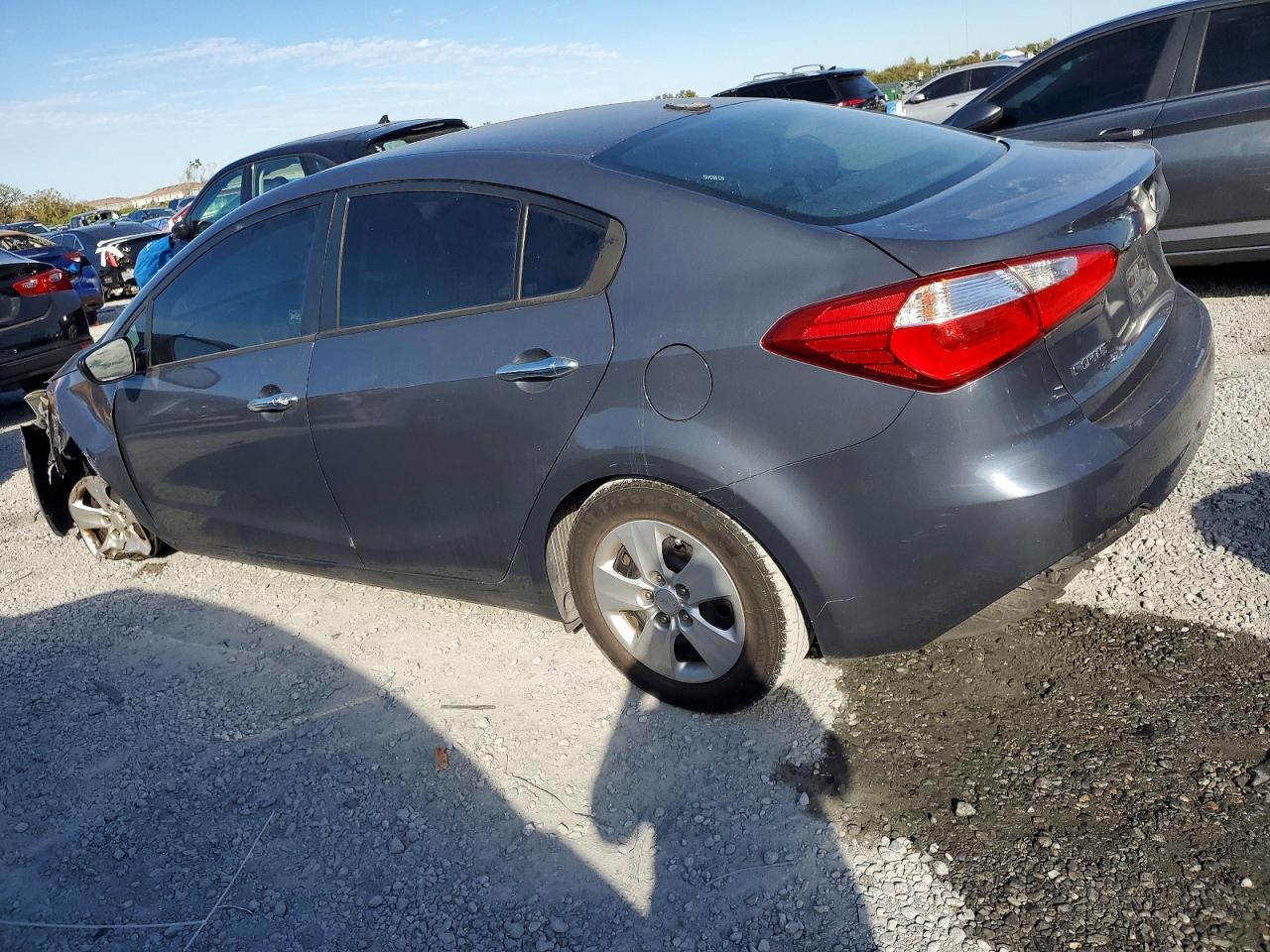 2016 Kia Forte Lx - Фото 2